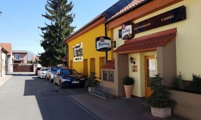 Jenec House | Cozy Ubytování u Smrku with Family-Friendly Amenities