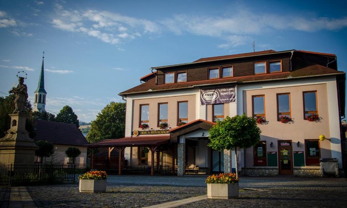 Hovezi House | Pet-Friendly Stay at U Valašských ponožek with High Ratings