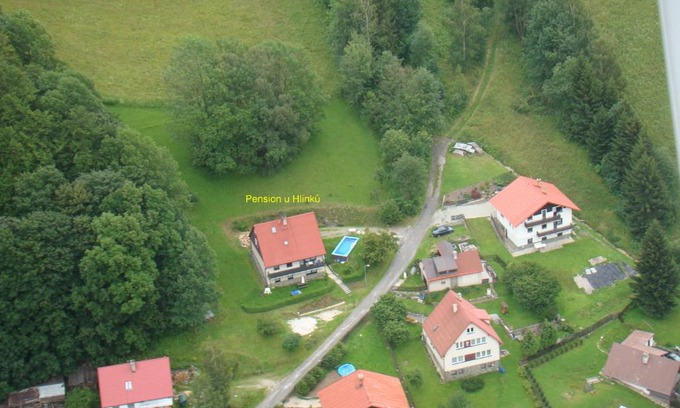 Horni Marsov House | Cozy Stay at U Hlinků with Pool & Family-Friendly Amenities