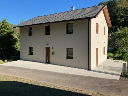 Radvanovice Apartment | Pet and Child Friendly Stay at Ubytováni V Údolí