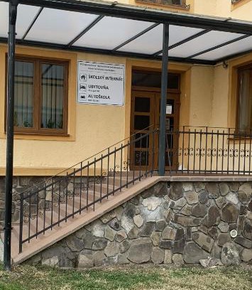 Moldava nad Bodvou House | Budget-Friendly Hostel SOS Moldava with Child-Friendly Amenities