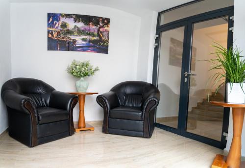 Zilina Apartment | Budget-Friendly Stay at Ubytovanie SASINKOVA with Kitchen
