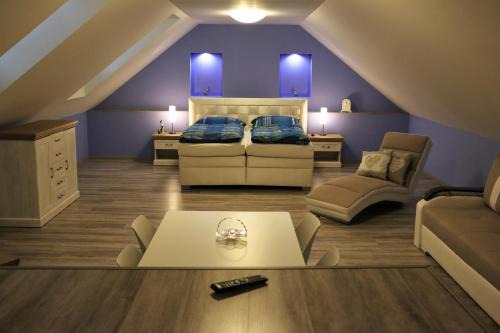 Krasnohorske Podhradie Apartment | Welcoming Stay at Ubytovanie Tri ruže with Family Amenities
