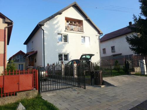 Strba House | Family-Friendly Stay at Ubytovanie u Vlasty - Rated 8.7/10