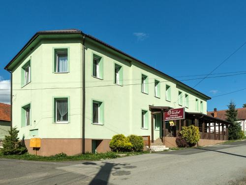 Vazec House | Discover Ubytovanie Violet: Family-Friendly & Great Reviews