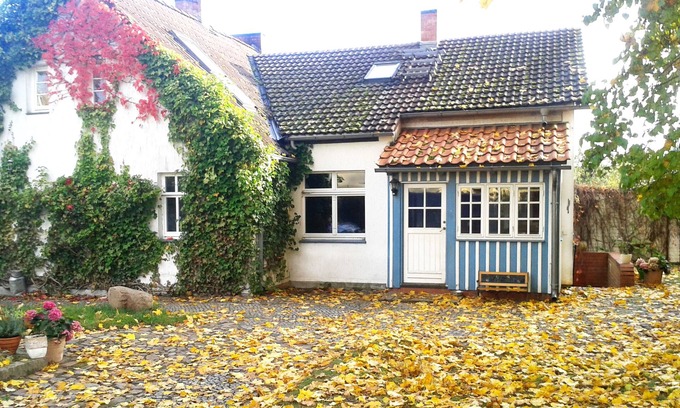 Vietmannsdorf Other | Idyllic Uckermark Farmhouse with Scenic Wild Garden