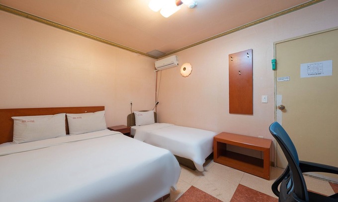 Uijeongbu Hotel | Eco-Friendly Uijeongbu Feel with Family Amenities Included