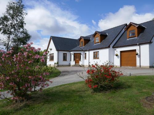 Salen Bed & Breakfast | Exceptional Uircheann Righ: Wheelchair Accessible Retreat