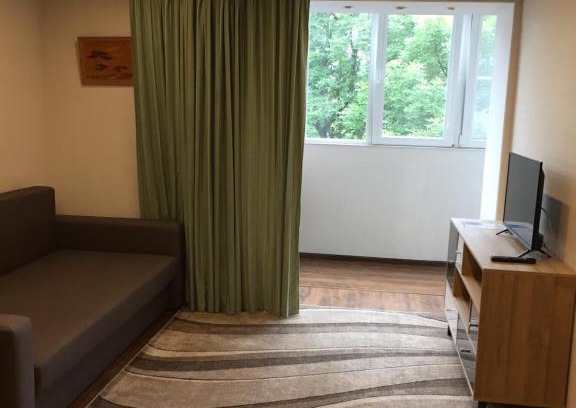 Kaliningrad Apartment | Cozy Retreat in the City Center with Hot Tub Access