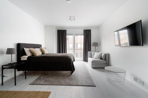 Oulu Apartment | Modern ULEABO Studio: Child-Friendly & Guest Rated 8.9