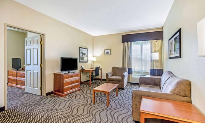 Northwest Corpus Christi Hotel | ULLAH LODGING INC
