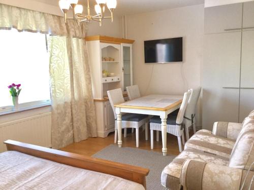 Ullanlinna Apartment | Discover Ullanlinna Studio: Rated 9.3/10 by Guests