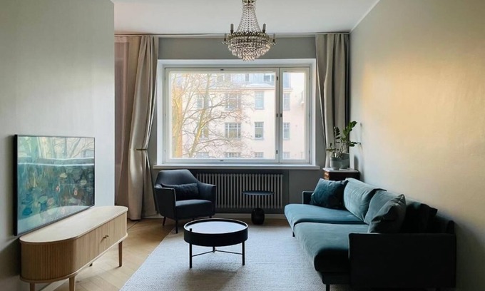 Ullanlinna Apartment | Ulrika's Suite