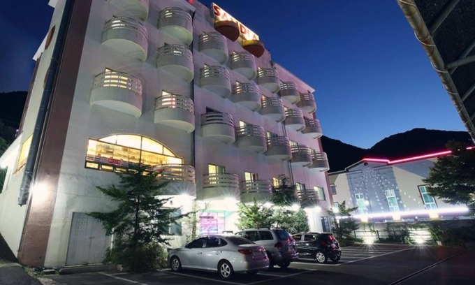 Ulsan House | Eco-Friendly Ulsan Sandia Oncheon Pension - Guest Rated 10/10