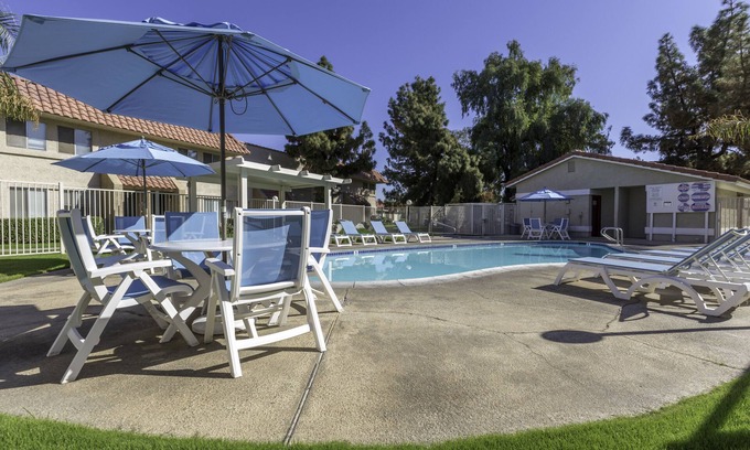 Indio Hotel | Pet-Friendly Retreat with Pool in Indio for Memorable Stays