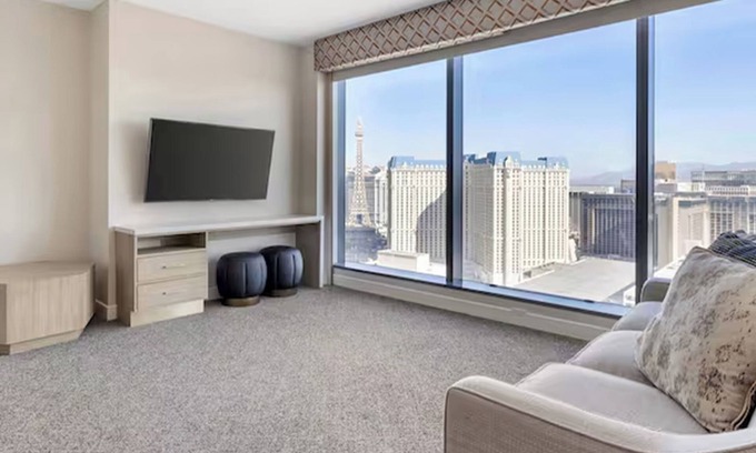 Las Vegas Resort | Ultimate Track side suite for the Las Vegas Formula 1 Race week Nov. 2025