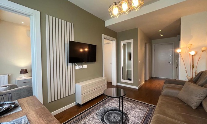 Mahmutbey Apartment | Elegant Ultra Luxury Residence: Pet & Child Friendly Haven