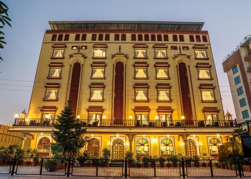 Kukas Hotel | Regal Heritage Home: Umaid Residency with Family-Friendly Amenities