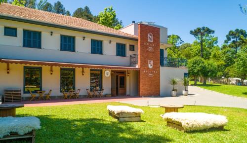 Barracao Hotel | Umani Pousada: Guest Rated 10/10, Pet-Friendly Comfort