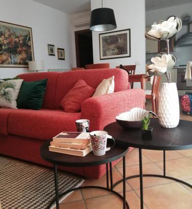 Terni Apartment | Umbriahouse: Guest Rated 9.6 with Hot Tub & Breakfast