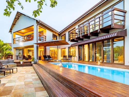 Hluhluwe Cabin | Experience Umfomothi Lodge with Oceanfront Dining & Pool