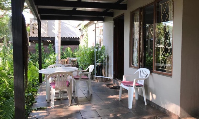 Mtunzini Apartment | Family-Friendly Umlalazi Cottage with Pool & Kitchen Access
