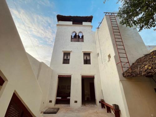 Lamu Villa | Family-Friendly Umma House with Pool & 9.1/10 Rating