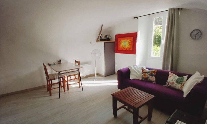 Saint-Laurent-le-Minier Apartment | Charming Vaulted Apartment Steps from the River & Ocean View