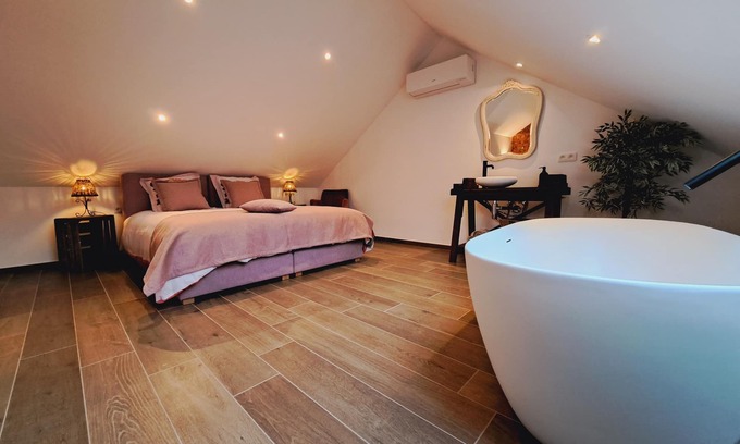 La Roche-en-Ardenne Cottage | Cozy Retreat at Un gîte sous roche - La Roche-en-Ardenne