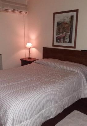 Godoy Cruz House | Tranquil Retreat: 10/10 Rated, Pet-Friendly Getaway
