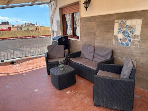 Torre Annunziata Apartment | Tranquil Stay at Una Terrazza In Piazza with Breakfast