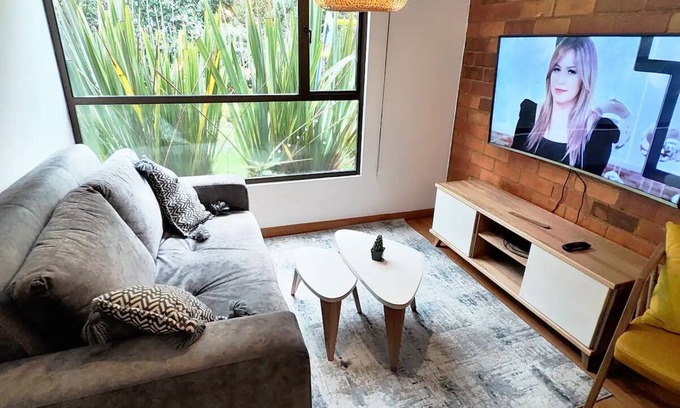 Usaquen Apartment | Quality Retreat Near the Forest with Ocean Views