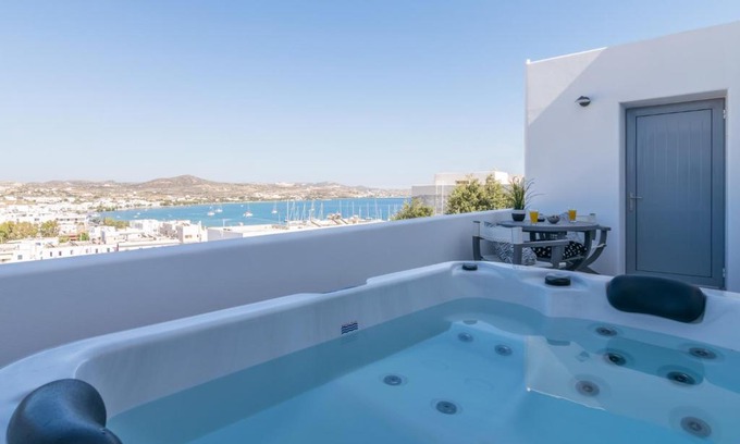 Adamas Apartment | Indulge at Uncle's Jacuzzi with Ocean View & Hot Tub