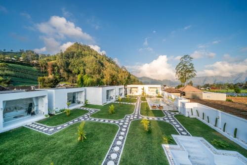 Songan Villa | Under Hill Bali Kintamani