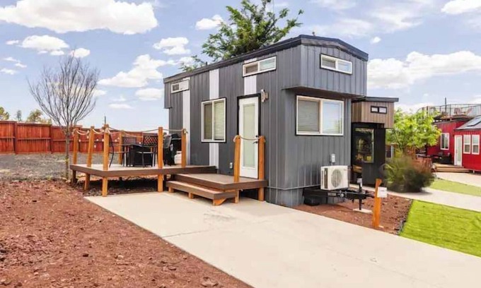 Apple Valley Apartment | Charming Under The Sea Tiny Home with Family-Friendly Kitchen