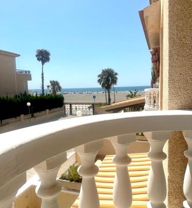 Santa Pola House | Beachfront Escape Under the Spanish Sun - Family Friendly