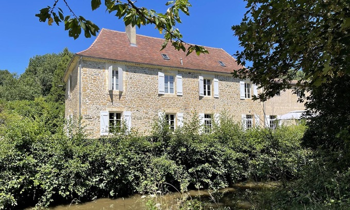 Saint-Medard-d'Excideuil House | Une charmante maison de campagne / cottage à côté de la rivière (12 personnes)