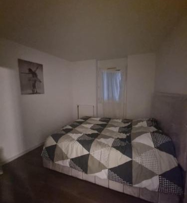 Bedarrides House | Une chambre