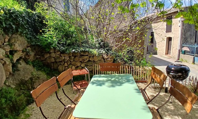 Sillans-la Cascade House | Family Getaway at Une Maison de Famille in Sillans-la-Cascade