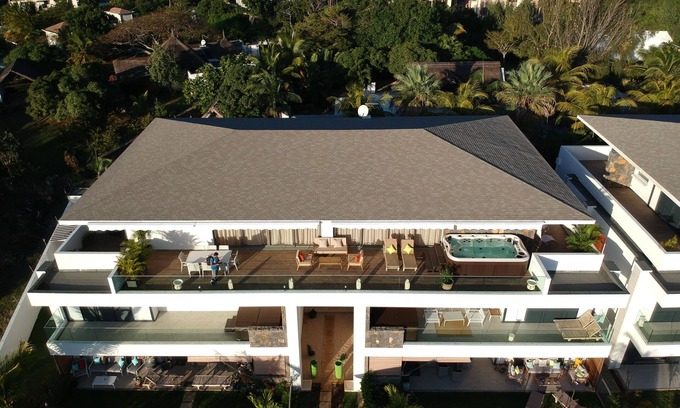 Grand-Baie Apartment | Stunning Villa sur le toit at Hacienda Plaza Awaits You