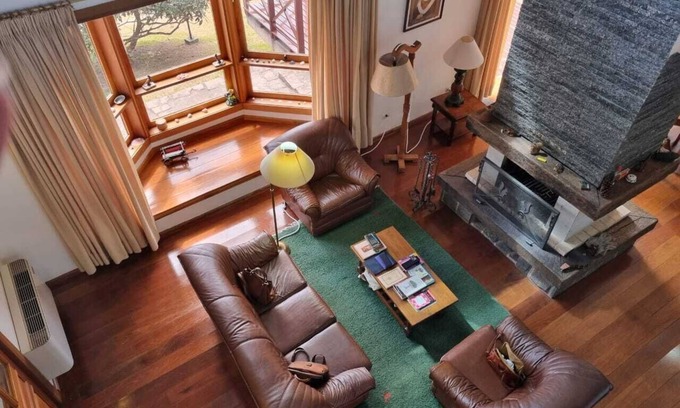 Campos do Jordao Cottage | Memorable Stays: Family-Friendly & Accessible Accommodations