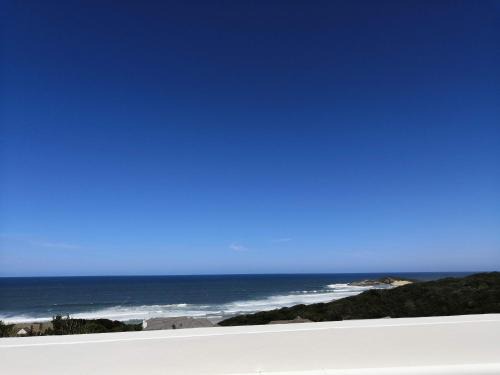 East London Villa | Discover Ungabona: 4-Star Retreat with Ocean View Pool