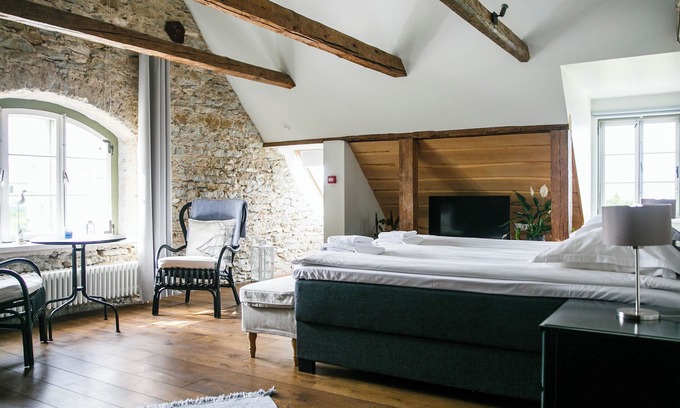 Suuresadama House | Ungru Guesthouse and Restaurant