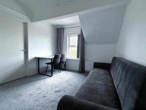 Chorlton-on-Medlock Apartment | Unique 3 bed apartment in central Manchester