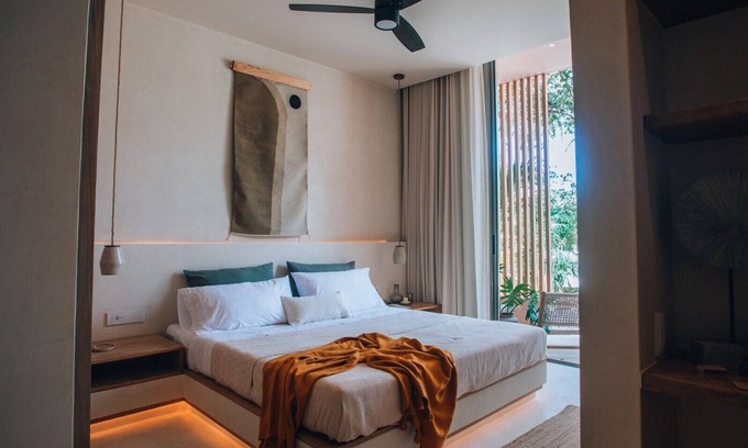 Playa Paraiso Apartment | Nature-Inspired Loft with Oceanfront Views - Aflora