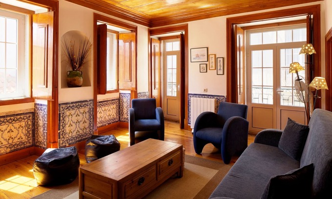 Misericordia Apartment | Remarkable City Center Apartment with Historic Glazed Tiles