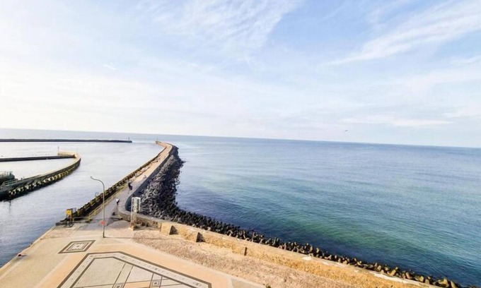 Darlowko Apartment | Charming Apartment with Balcony and Ocean View in Darłówko