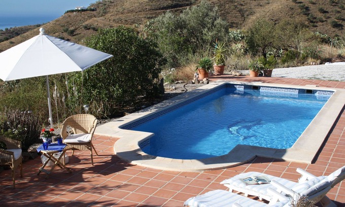 Sayalonga House | Idyllic Finca with Pool & Breathtaking Ocean Views