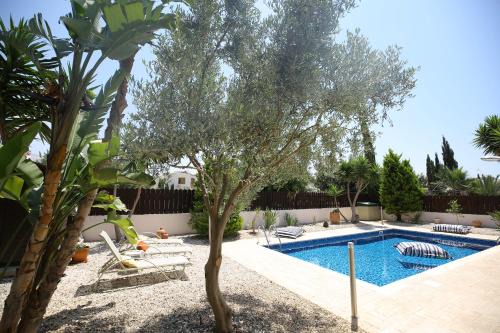 Ayia Thekla House | Unique Beach Villas with Private Ocean Views and Pools