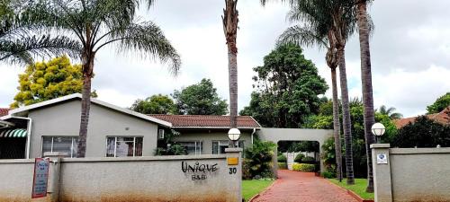 Vryheid Bed & Breakfast | Exceptional Unique BnB with Pool and Family-Friendly Amenities